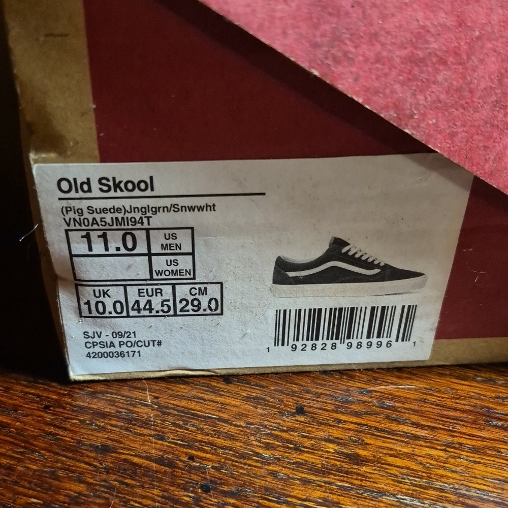 Vans Old Skool Black and White Sneakers